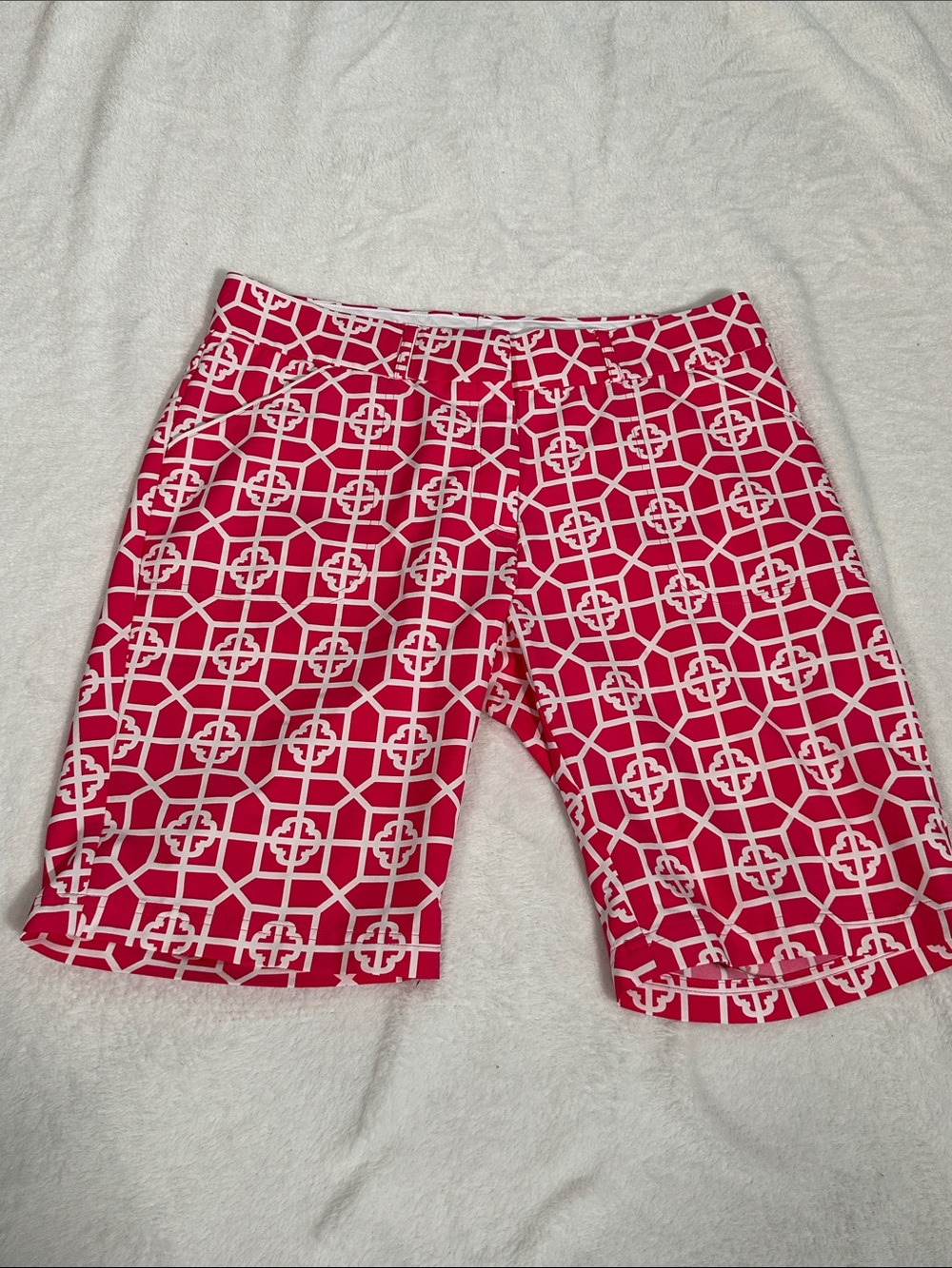 Peter Millar Pink and White Geometric Wicking Shorts
